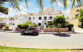 Cozy Home In Orihuela Costa With Kitchen